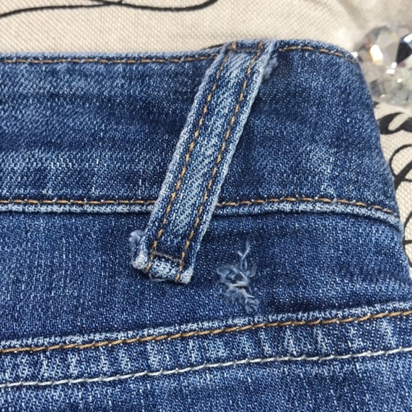 Joe’s Jeans Muse Flared Jeans - Picture 10 of 10